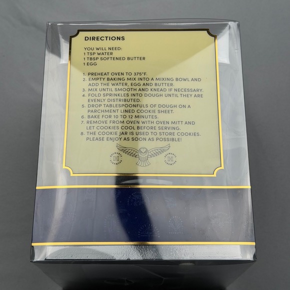 Harry Potter Hogwarts Cauldron Cookie Jar Gift Set with Cookie Mix and Sprinkles - Picture 4 of 5